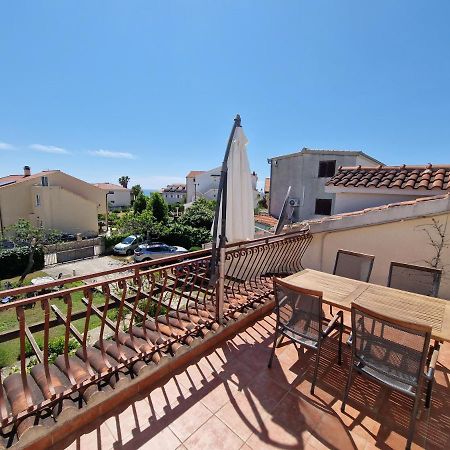 Apartments Dara 罗戈兹尼察 外观 照片