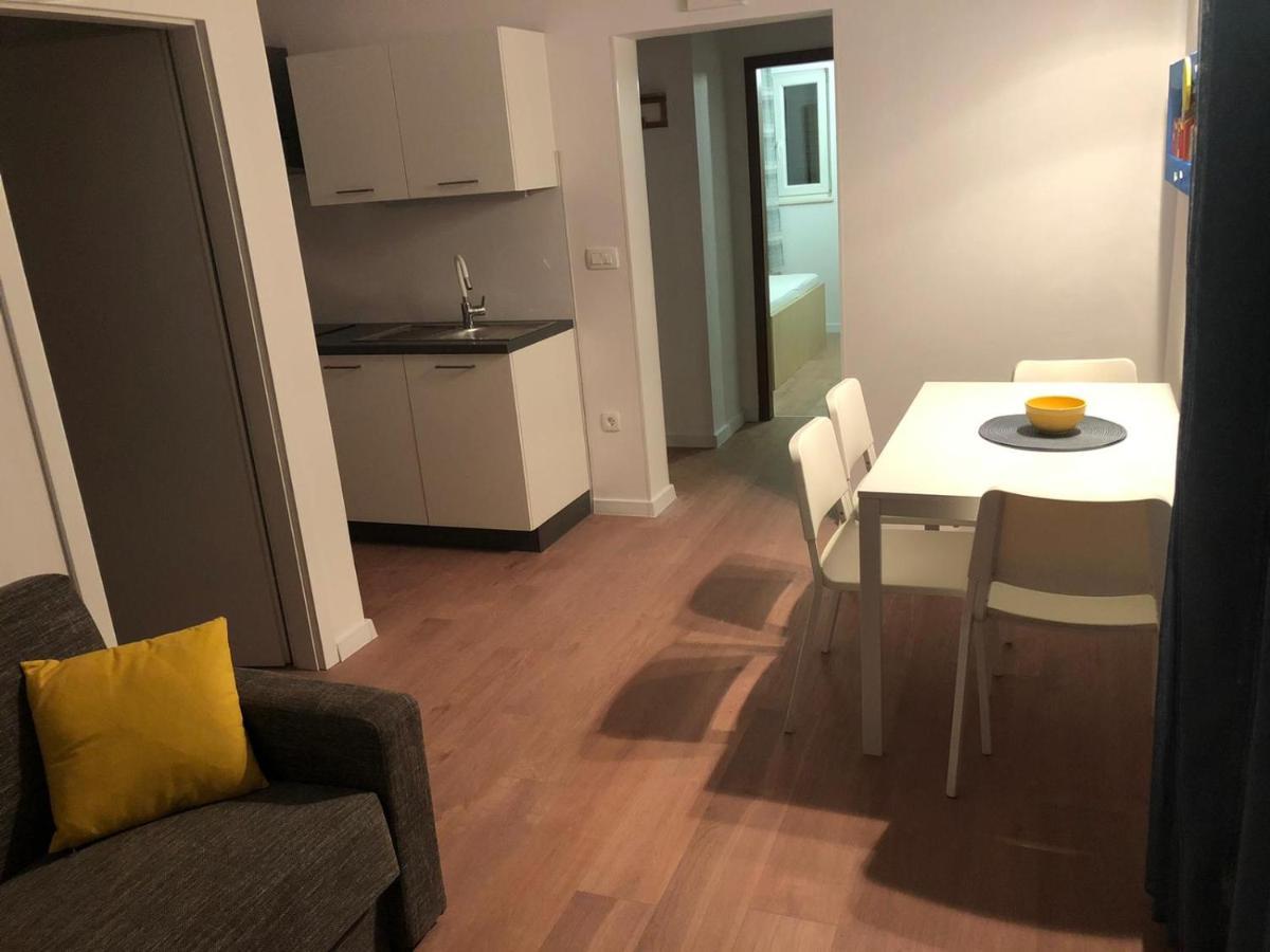 Apartments Dara 罗戈兹尼察 外观 照片