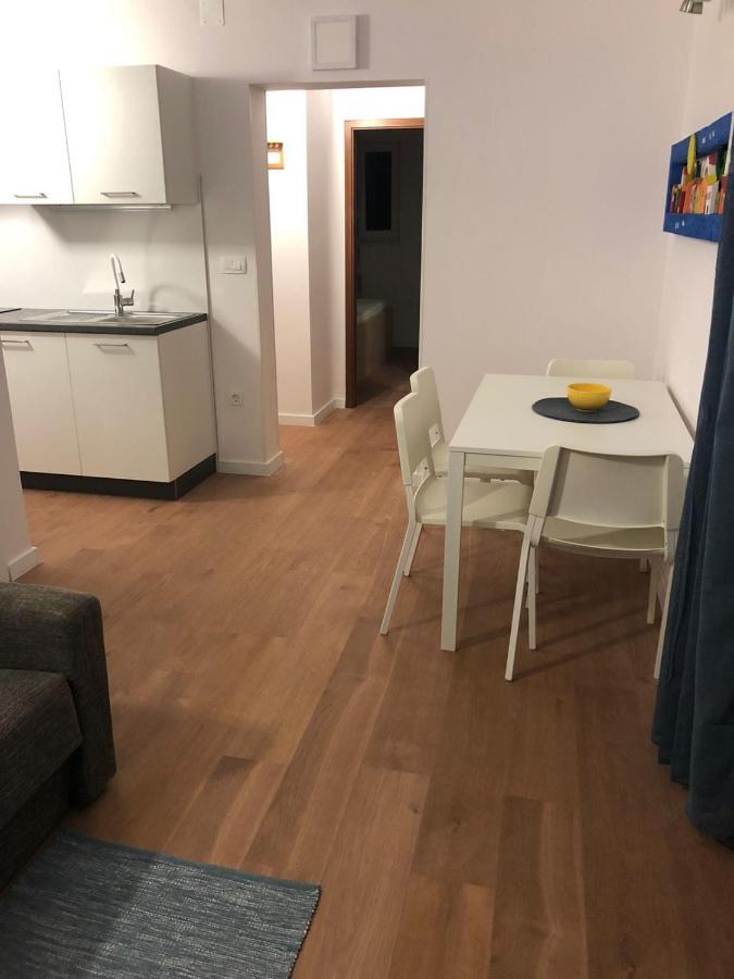 Apartments Dara 罗戈兹尼察 外观 照片
